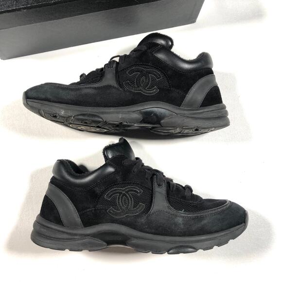 Chanel Low Top Trainer CC Logo Triple Black Suede Mesh Sneakers Size 43 - Picture 1 of 12